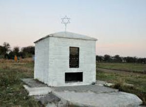 Старое еврейское кладбище в с. Большие Межиричи