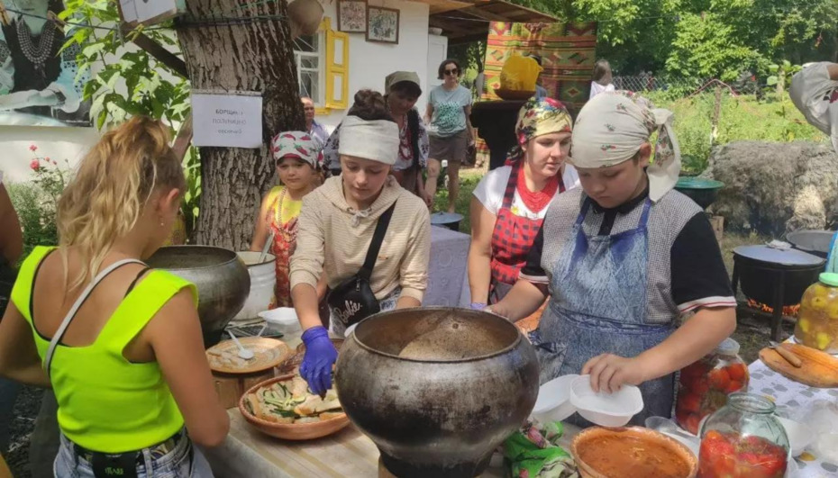 Борщ: Фестивалі борщу в Україні